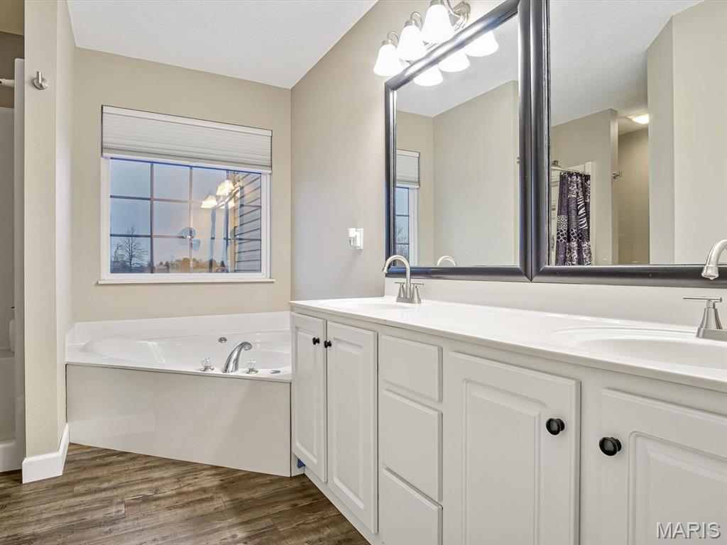 980 Country Pointe Lane