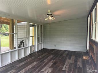 4017 Central Lane