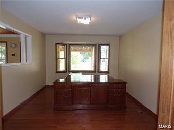 4017 Central Lane