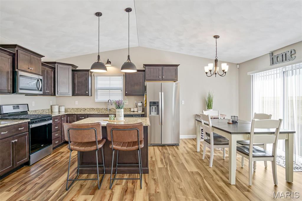 1530 Orchard Lakes Circle