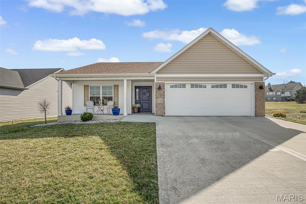 1530 Orchard Lakes Circle