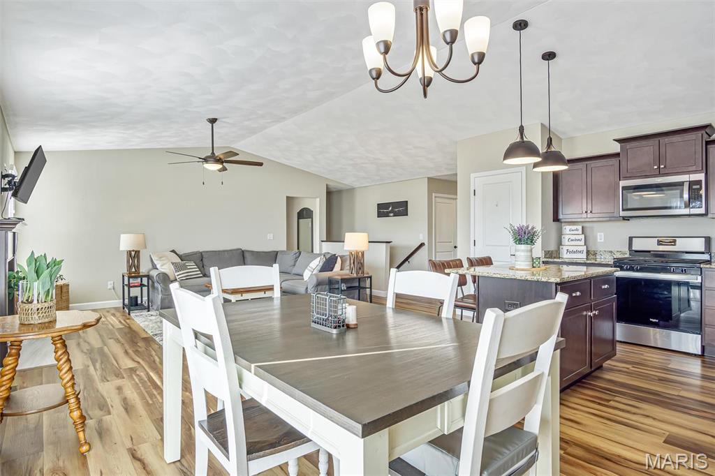 1530 Orchard Lakes Circle