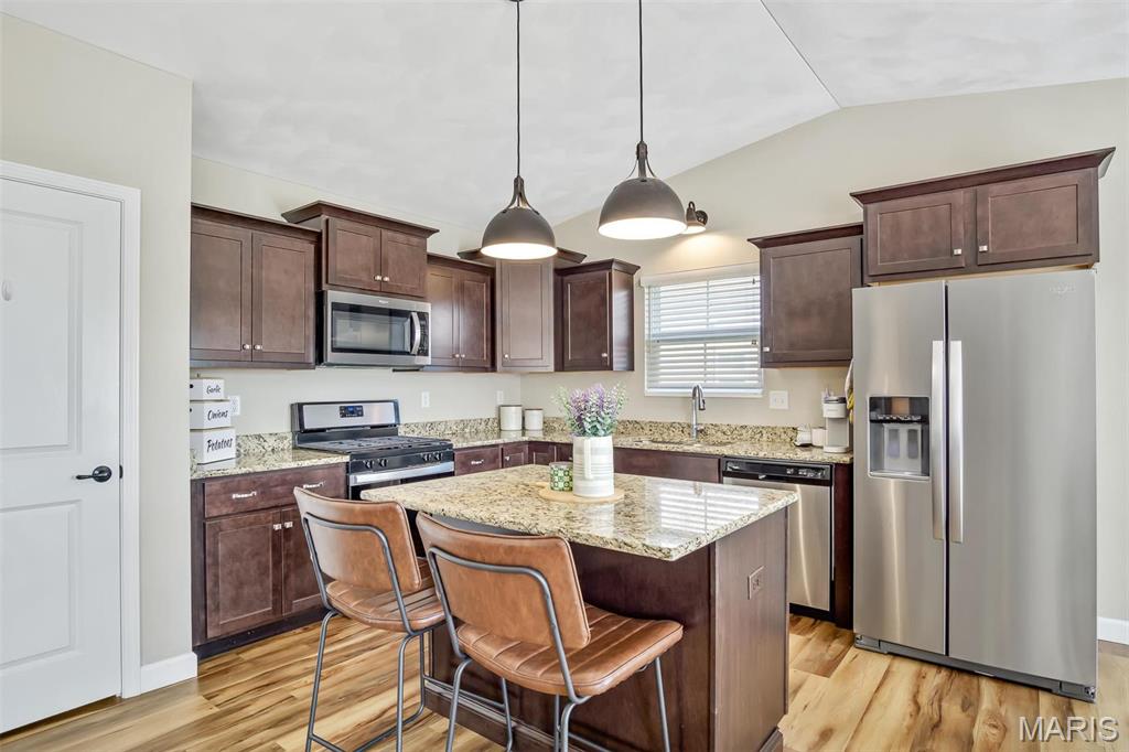 1530 Orchard Lakes Circle