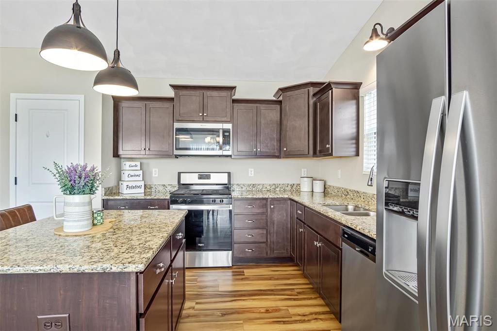 1530 Orchard Lakes Circle