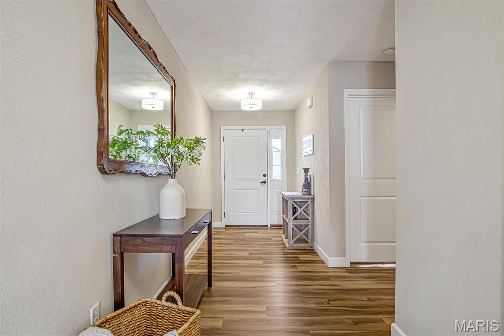 1530 Orchard Lakes Circle