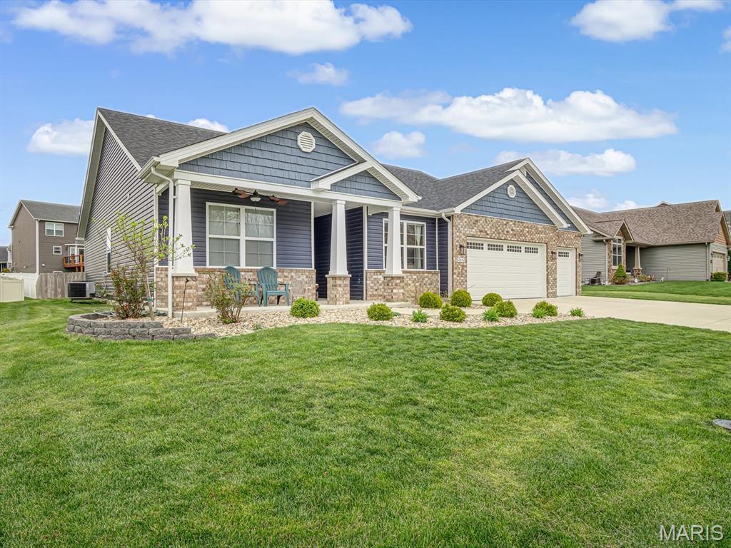 2642 London Lane
