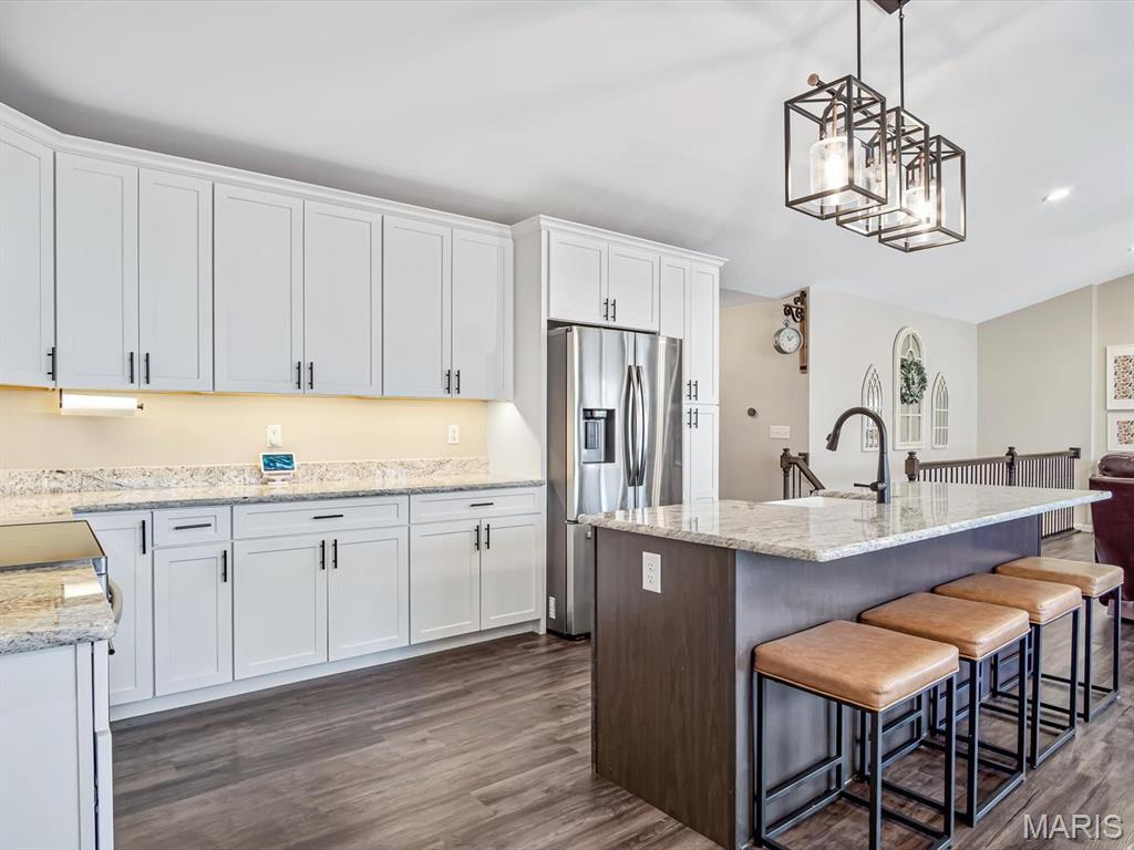 2642 London Lane
