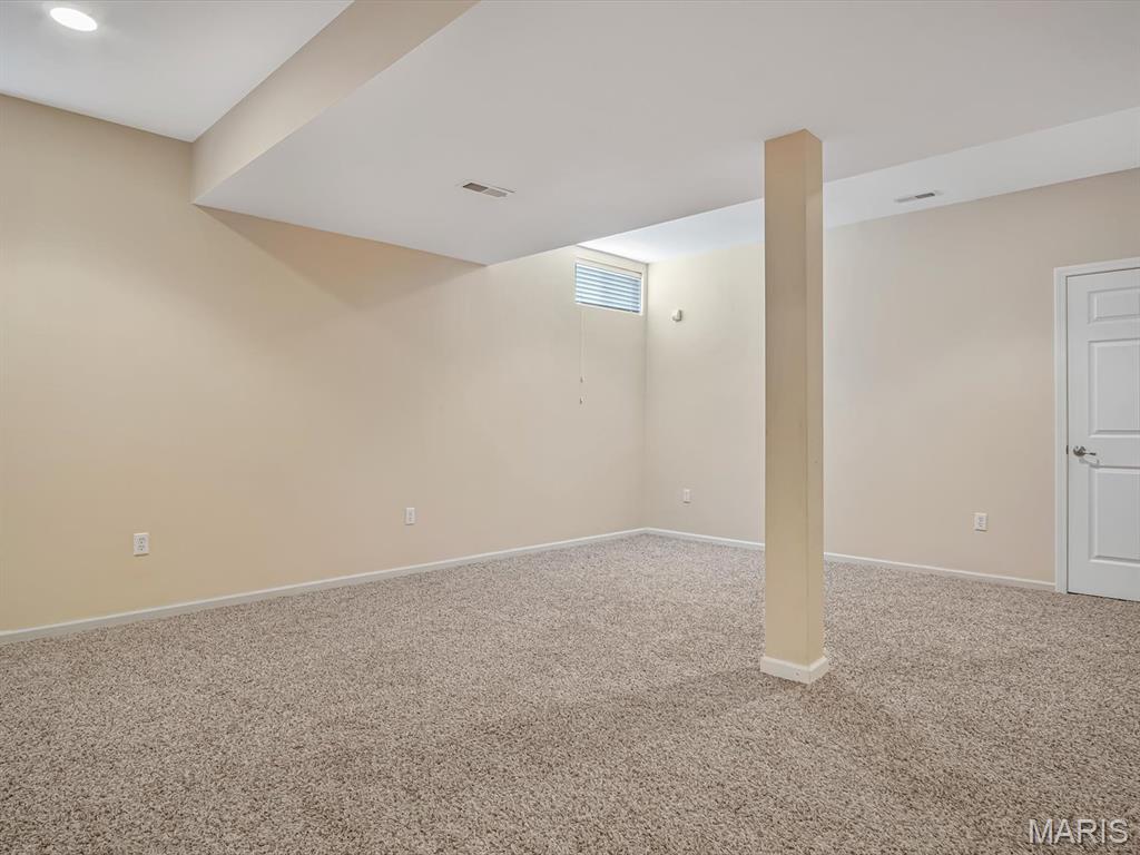 1011 Lyonshall Boulevard