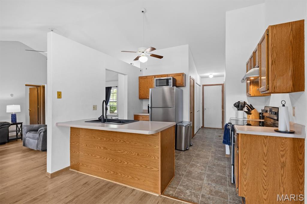 3216 Eastridge Drive