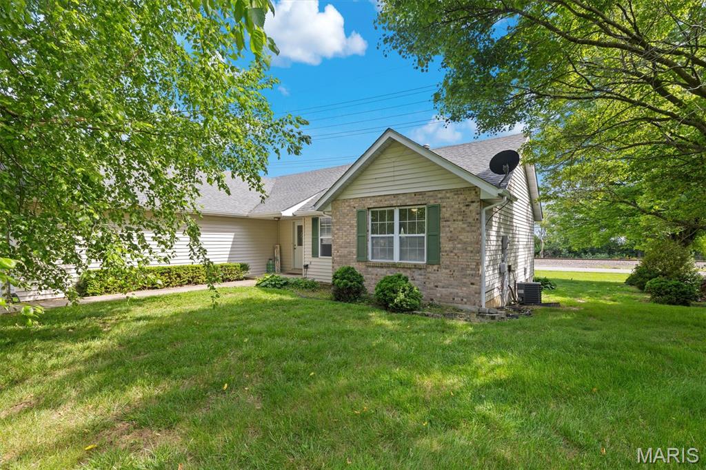3216 Eastridge Drive