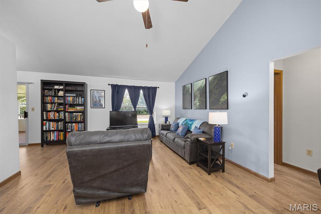 3216 Eastridge Drive