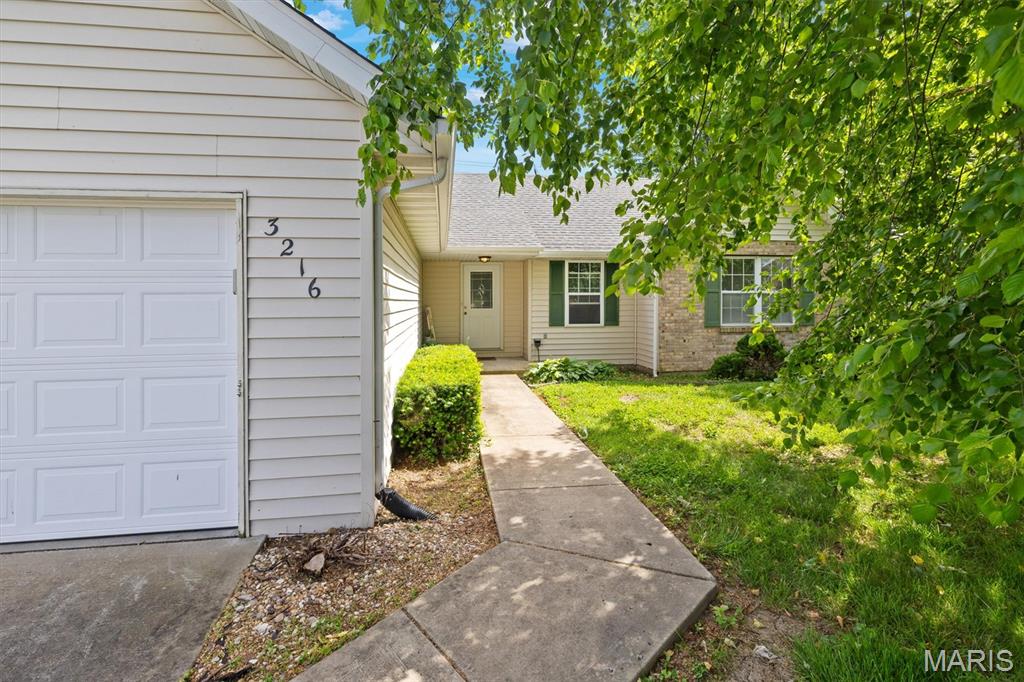 3216 Eastridge Drive