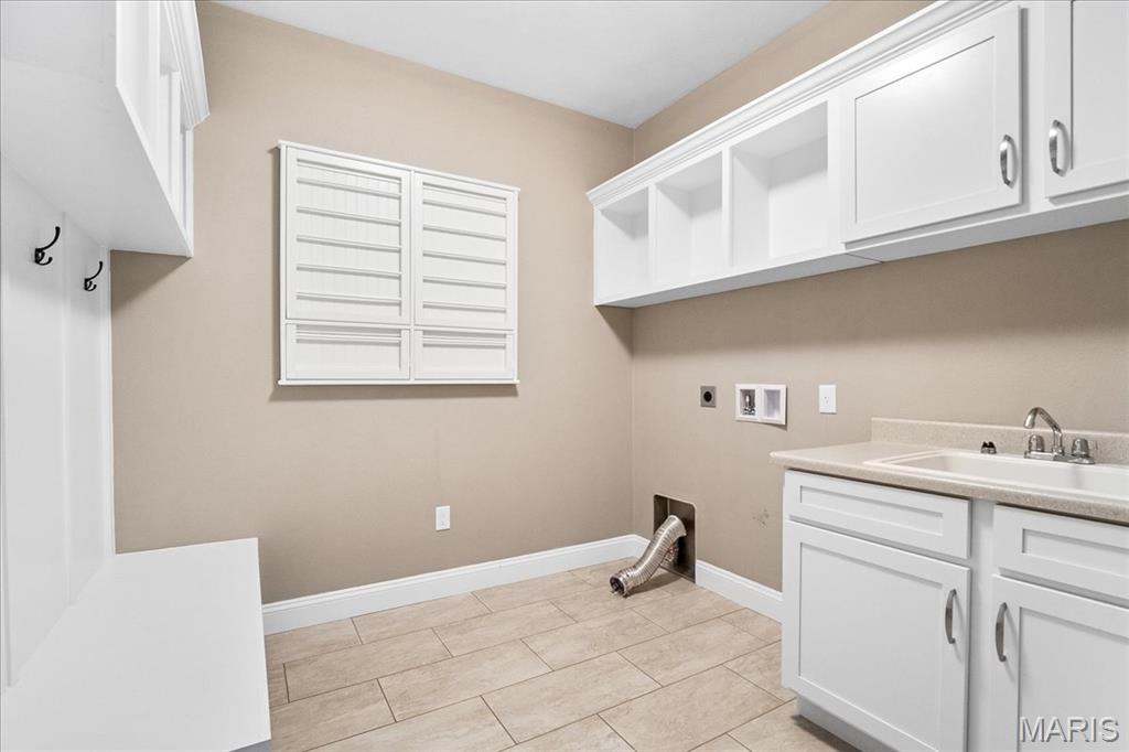 1906 Windcrest Drive