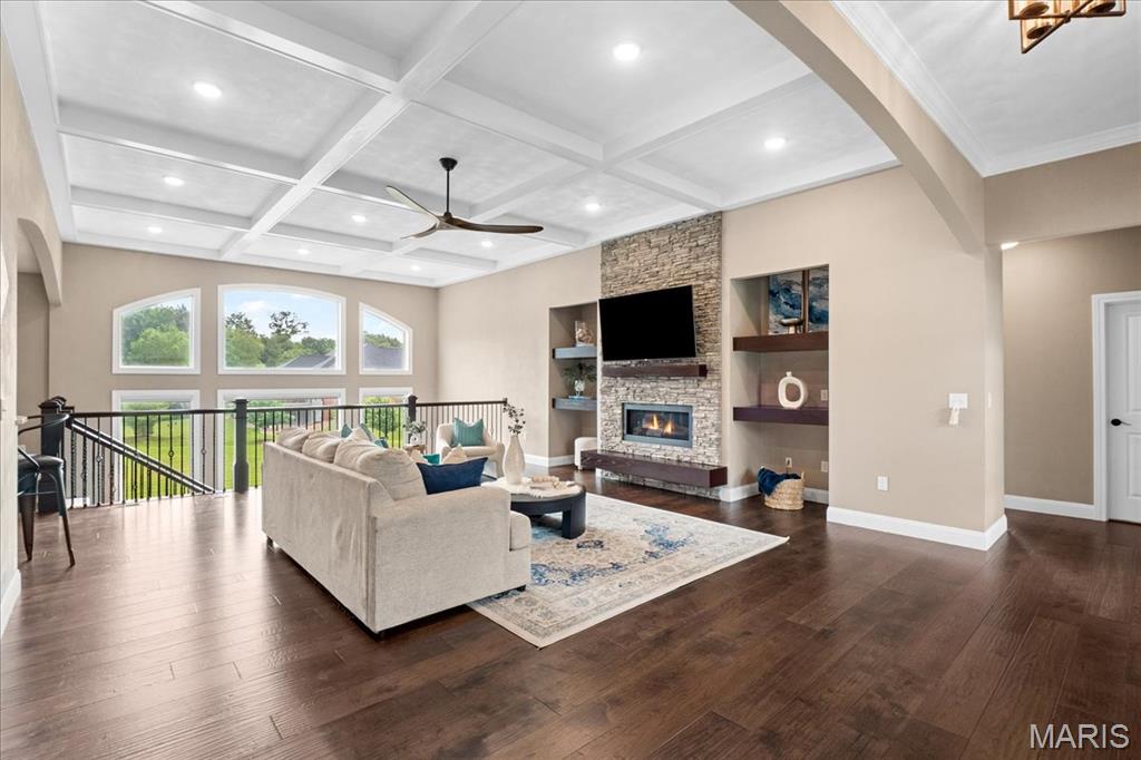 1906 Windcrest Drive