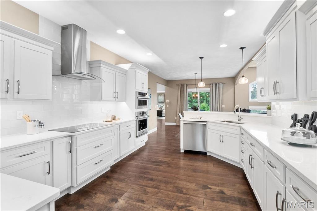 1906 Windcrest Drive