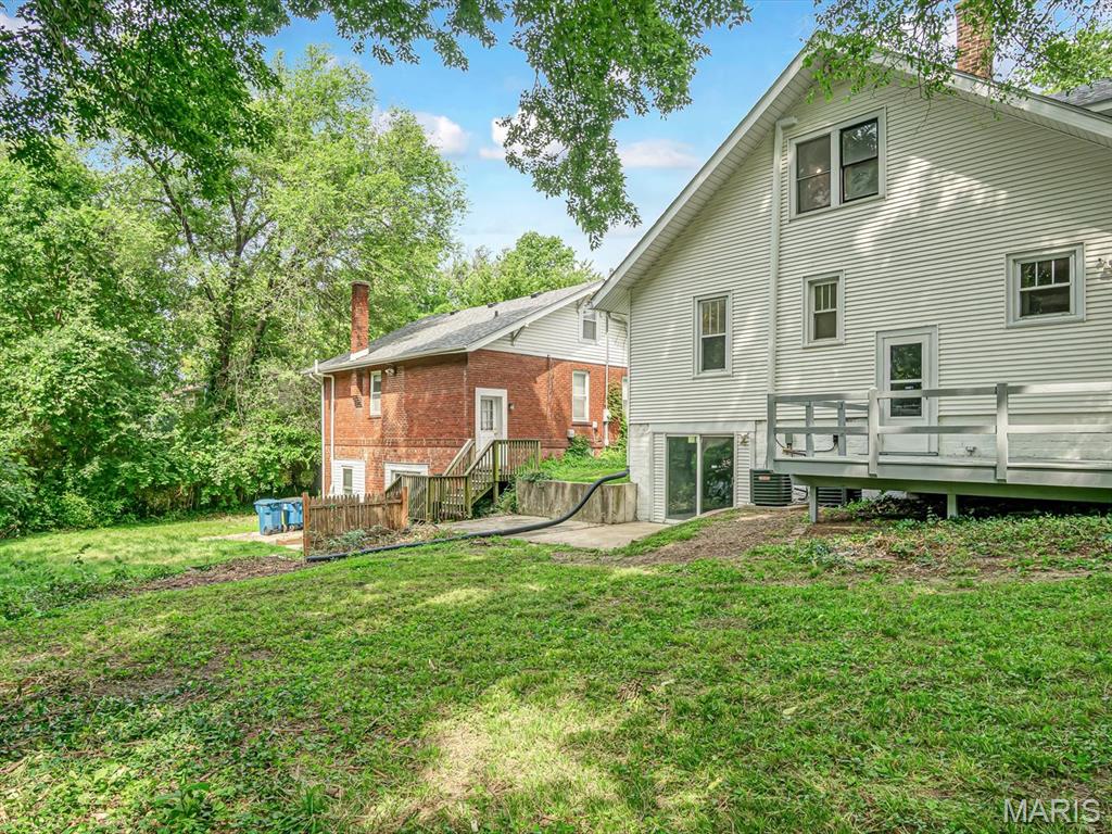 212 W Union Street