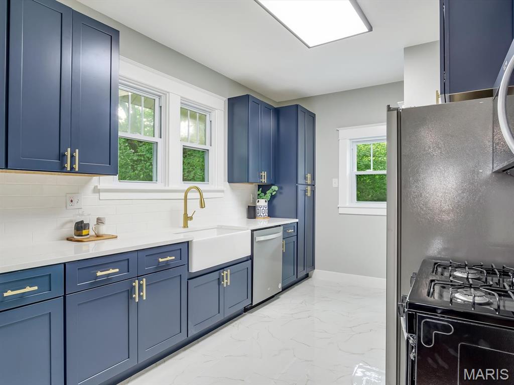212 W Union Street