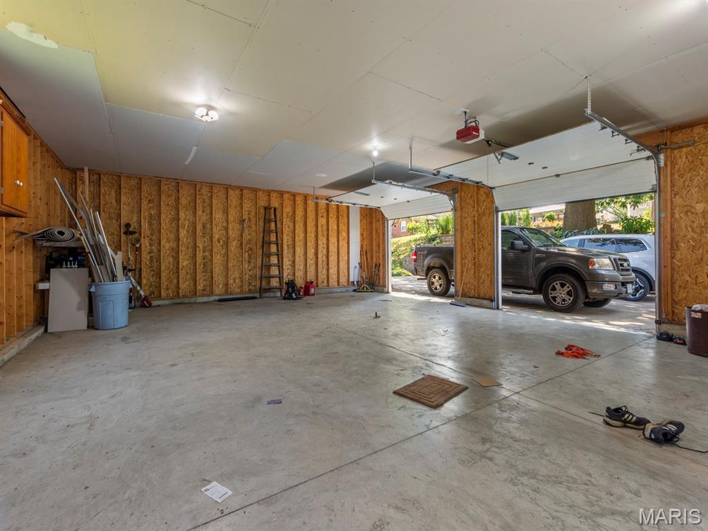 220 W Cleveland Avenue