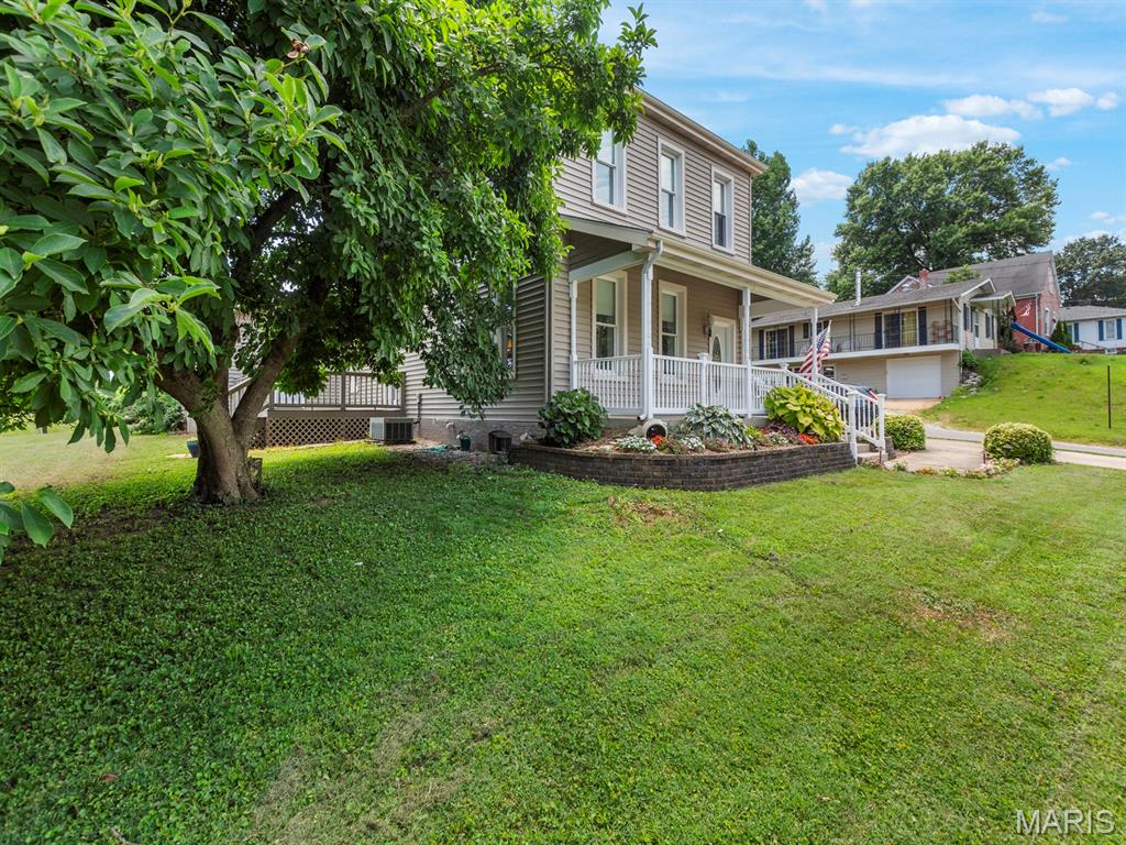 220 W Cleveland Avenue