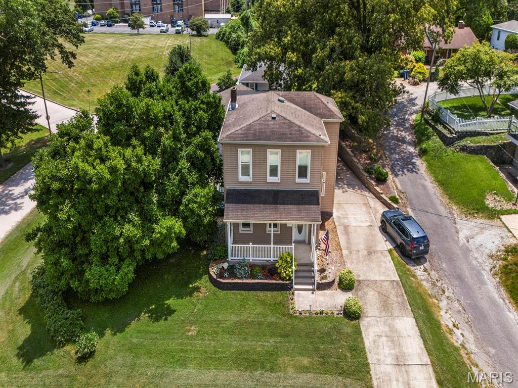 220 W Cleveland Avenue