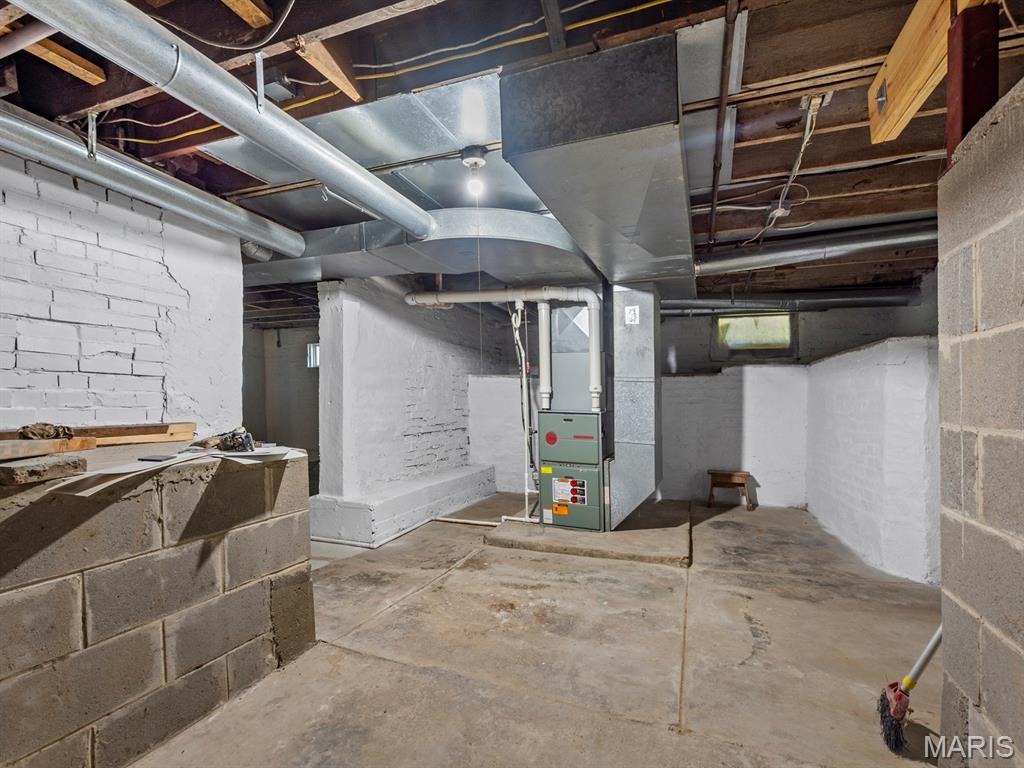 220 W Cleveland Avenue