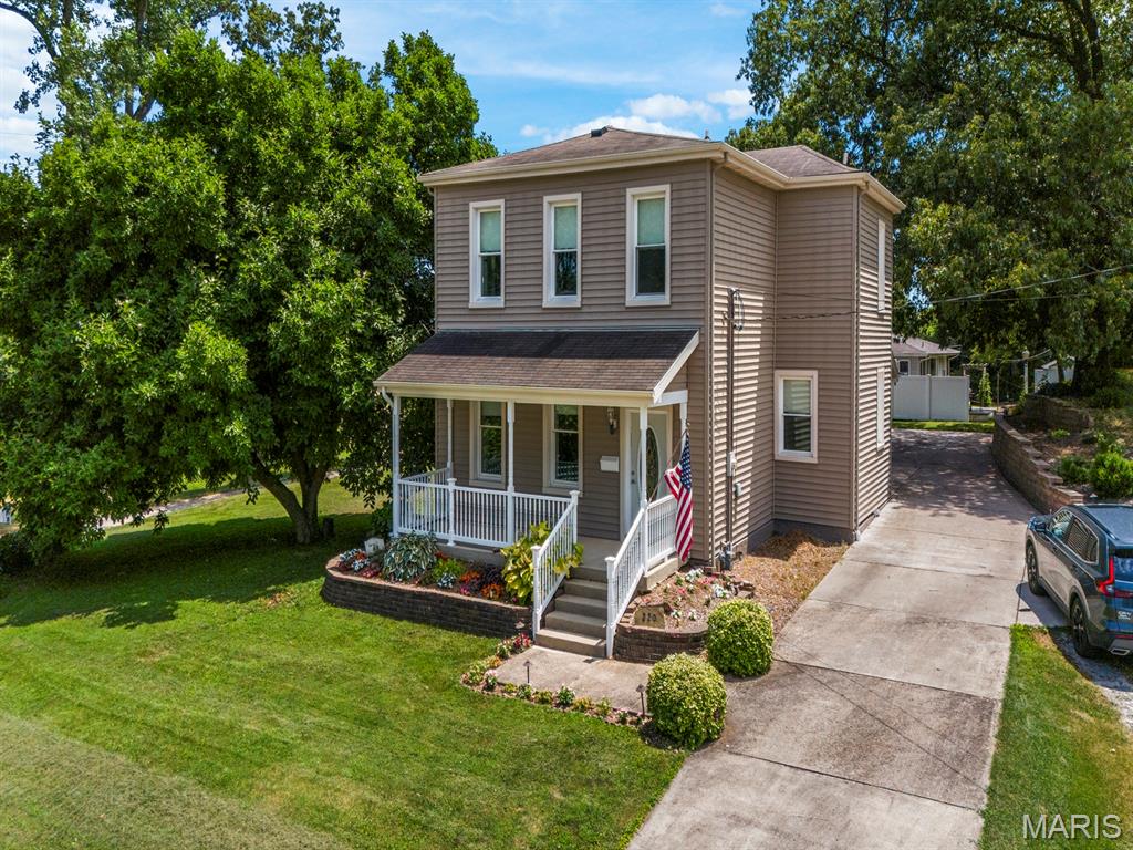 220 W Cleveland Avenue