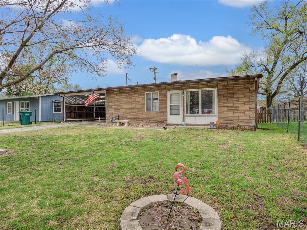 1120 Saint Michael Drive