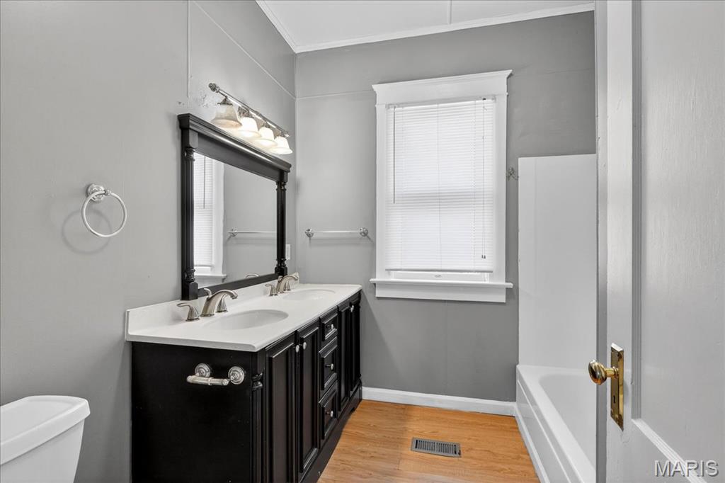 221 Lebanon Avenue