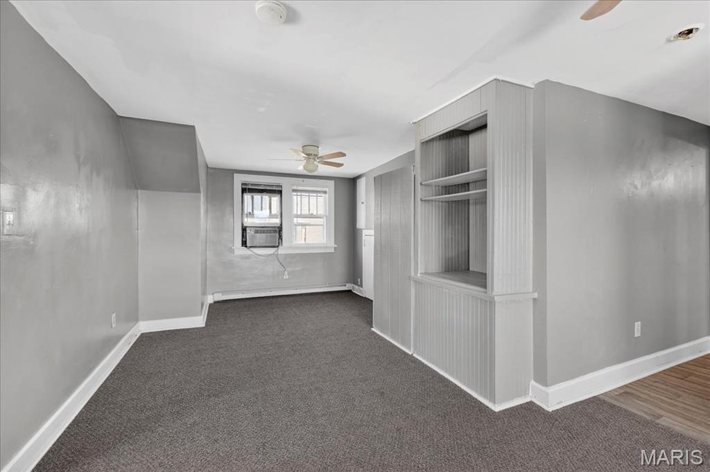 221 Lebanon Avenue