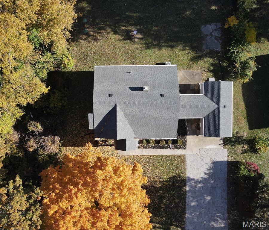 6 N Woodcrest Drive