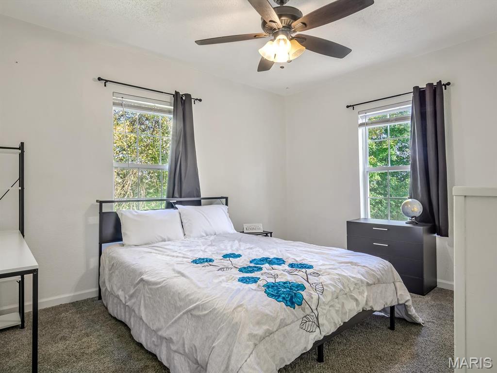 6 N Woodcrest Drive