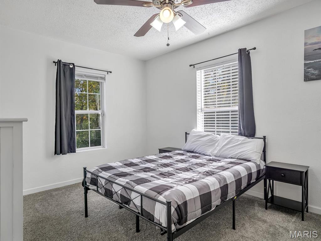 6 N Woodcrest Drive