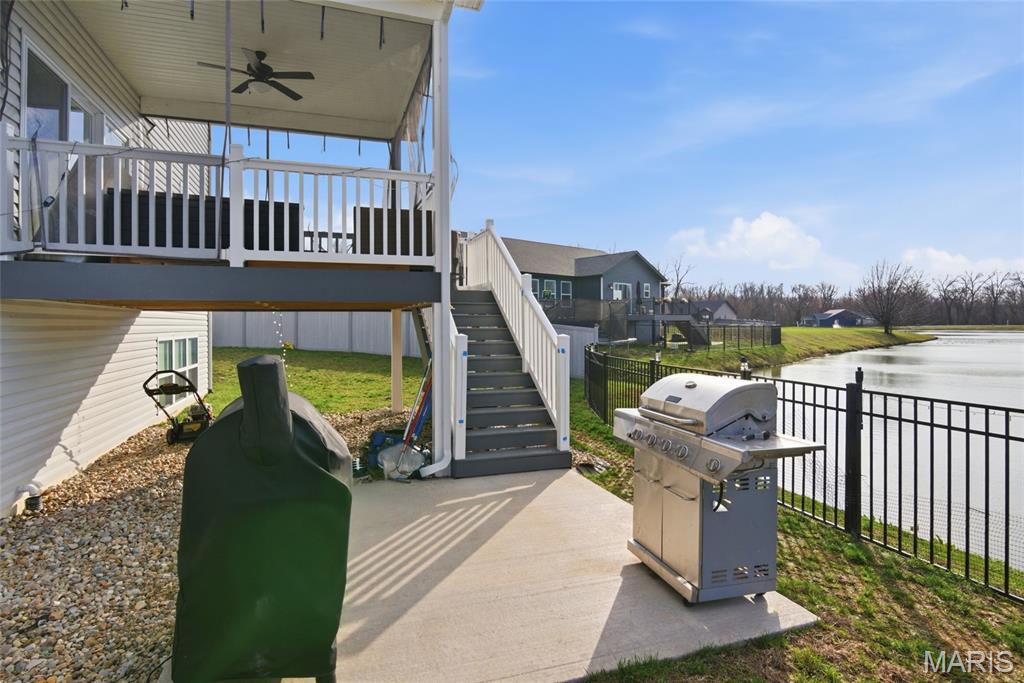 1232 Winding Oaks Lane