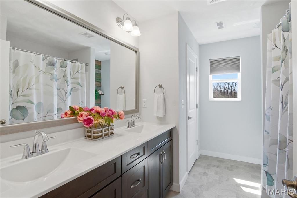 1232 Winding Oaks Lane