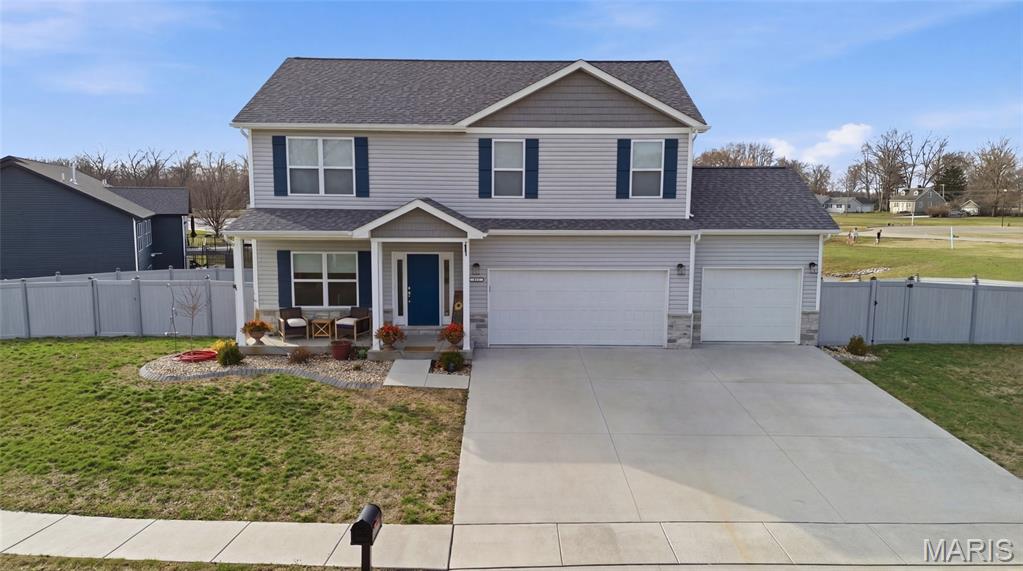 1232 Winding Oaks Lane