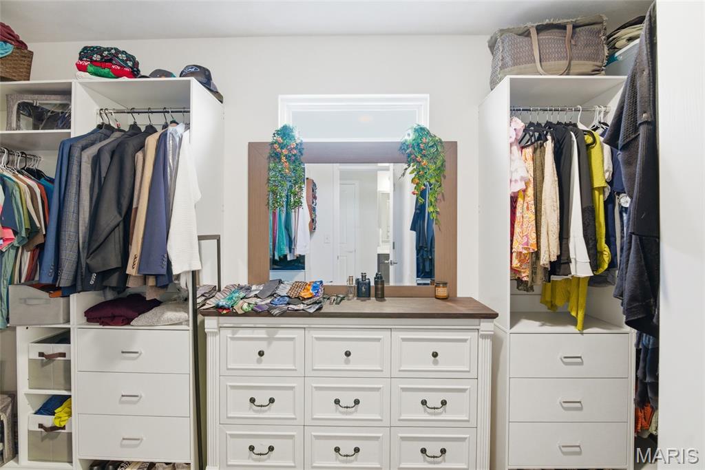 1232 Winding Oaks Lane