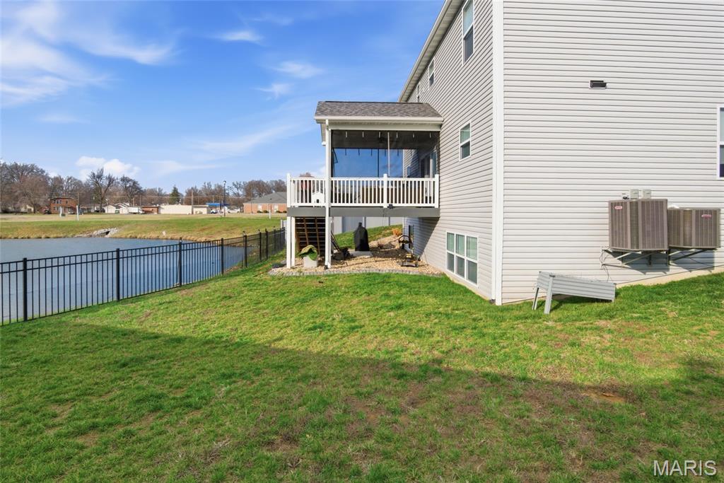 1232 Winding Oaks Lane