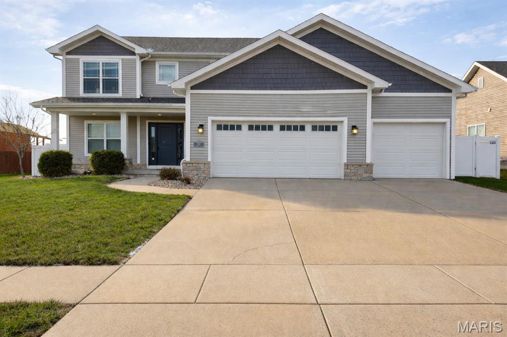956 Carnegie Knolls Drive