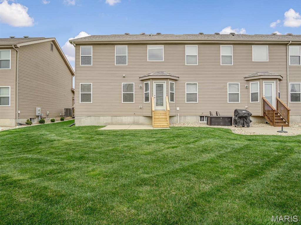 863 Harbor Woods Drive