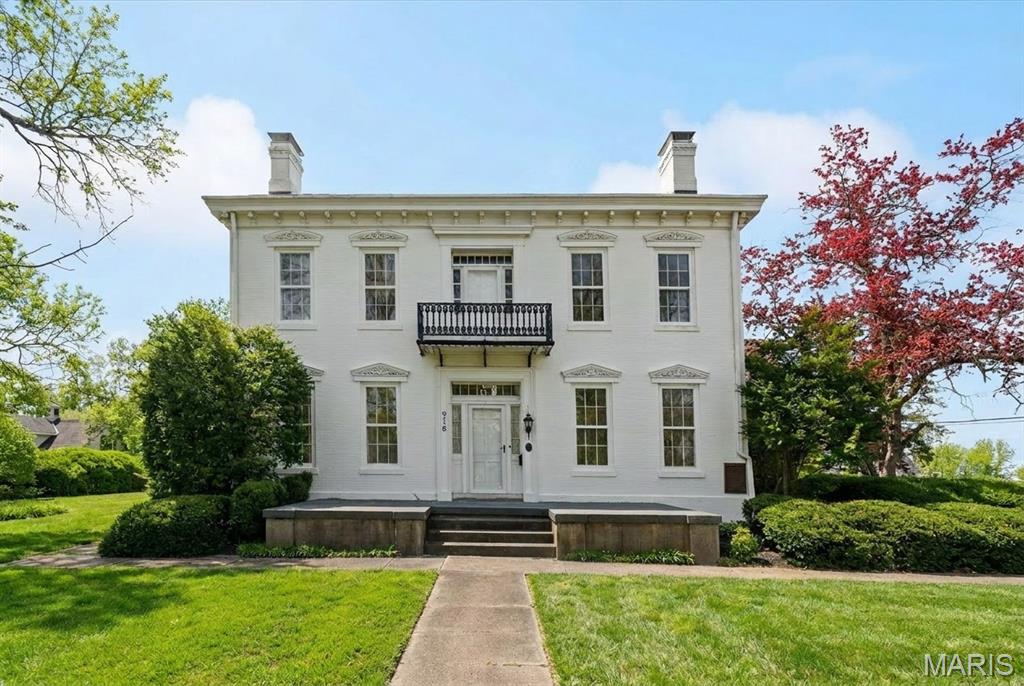 918 Belleville Street