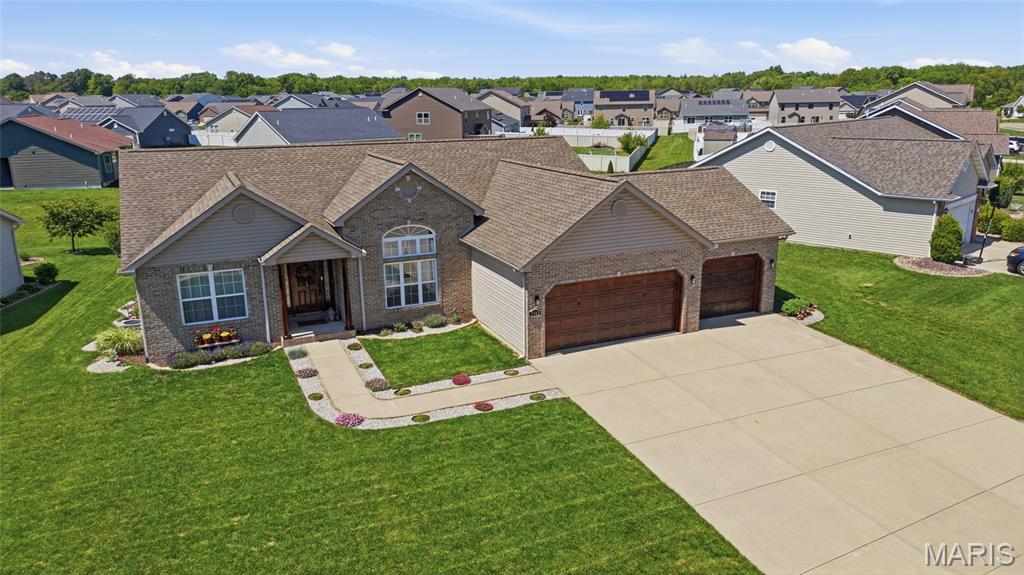 2742 London Lane