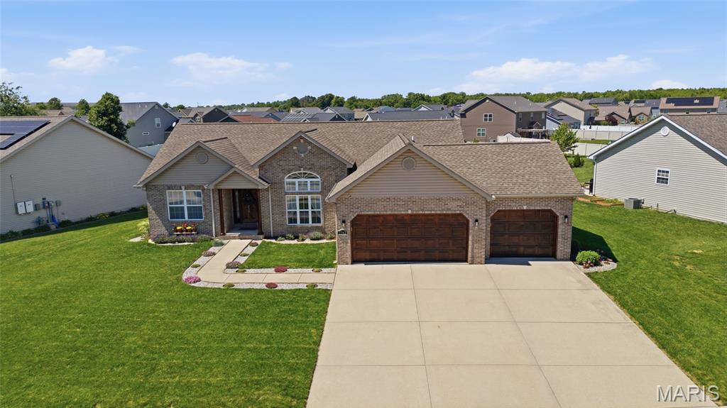 2742 London Lane