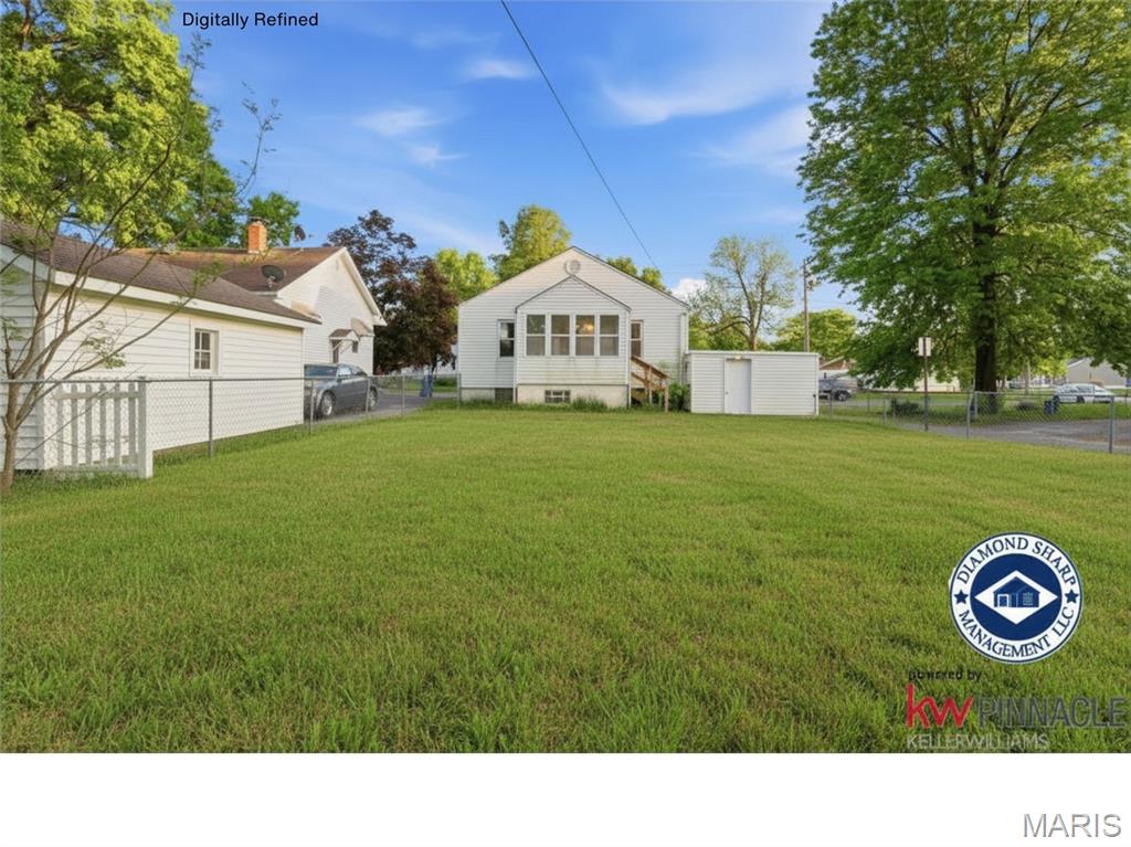 128 Mounds Avenue