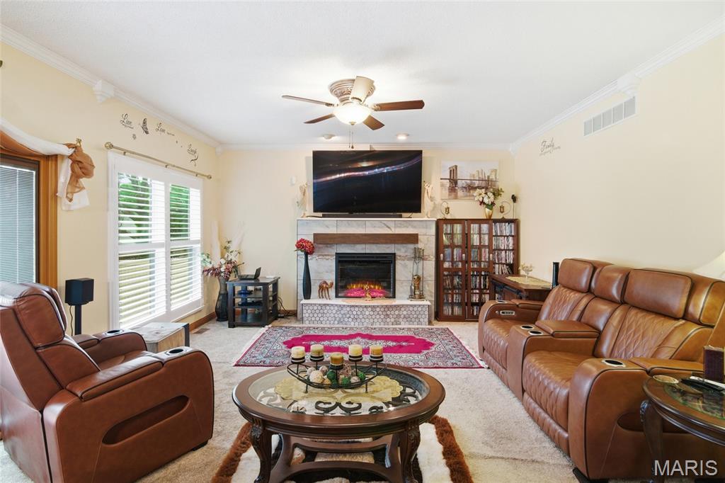 2349 Greenfield Drive
