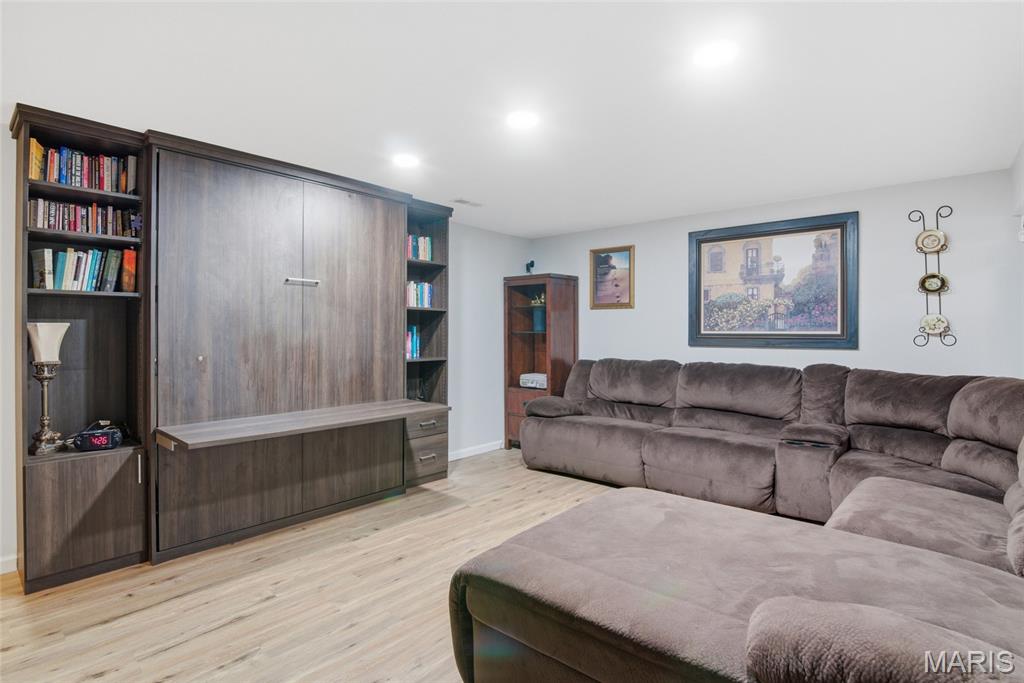 2349 Greenfield Drive