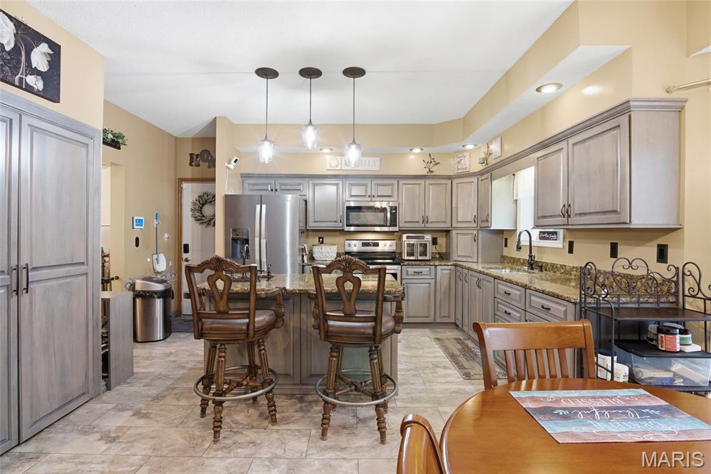 2349 Greenfield Drive