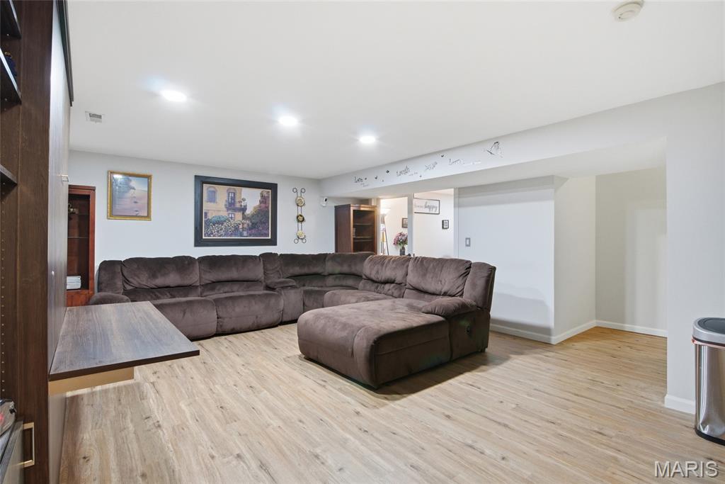 2349 Greenfield Drive