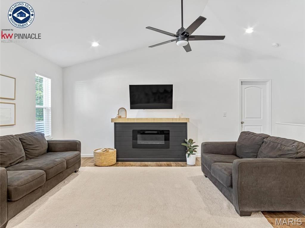 1159 Lear Lane
