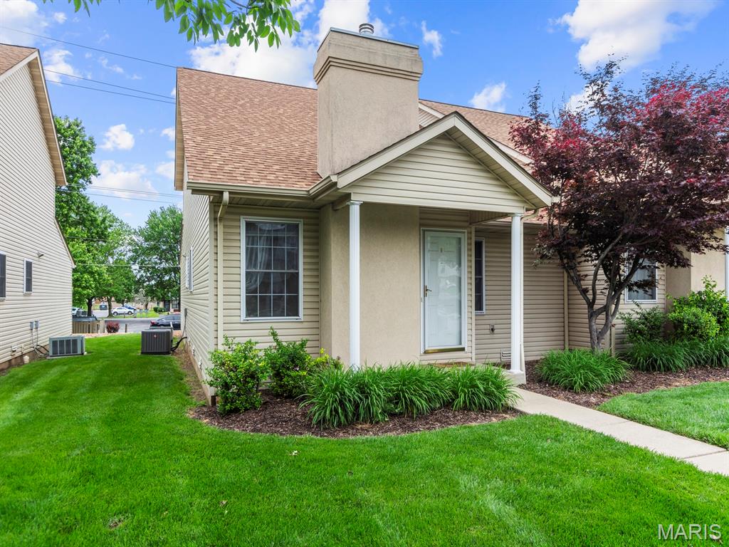 933 Georgetowne Drive