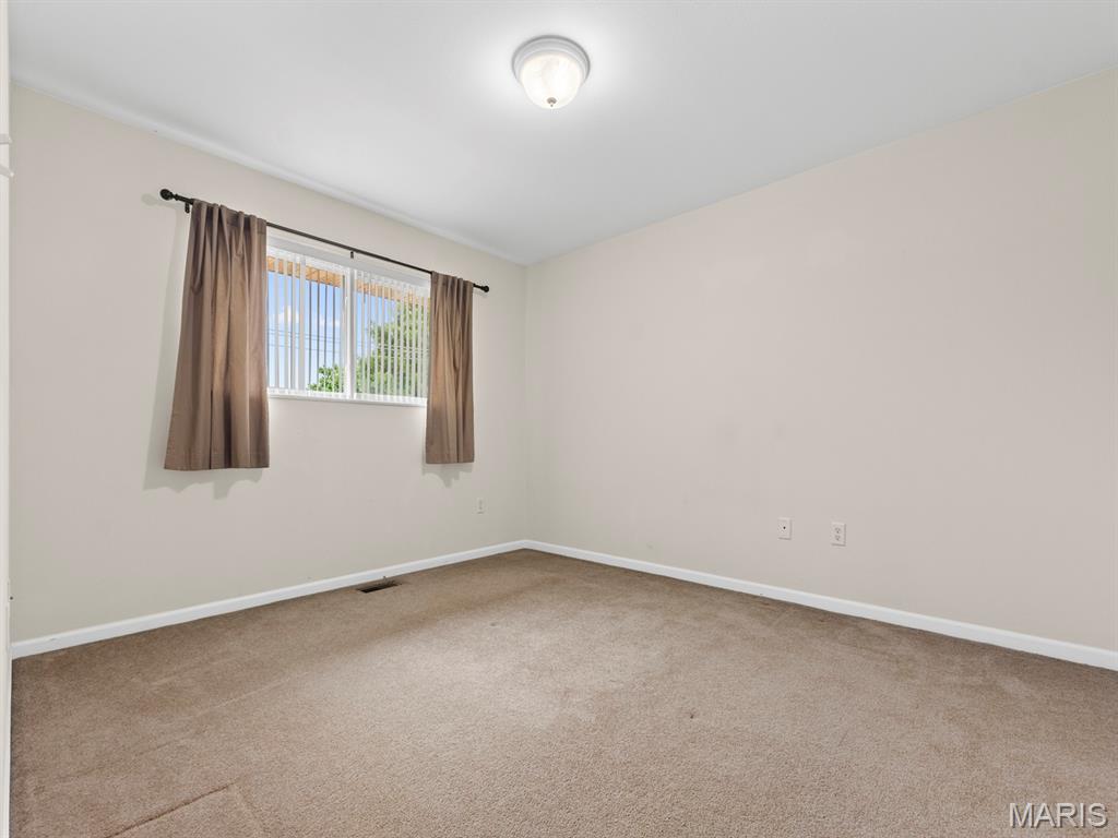 933 Georgetowne Drive